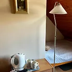 Cecylia Wynajem Pokoi Gæstehus