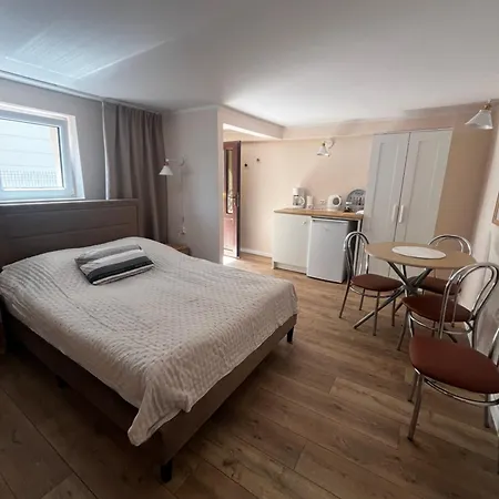 Cecylia Wynajem Pokoi Gæstehus 3*