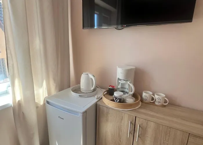 Cecylia Wynajem Pokoi Pensión Mrzeżyno